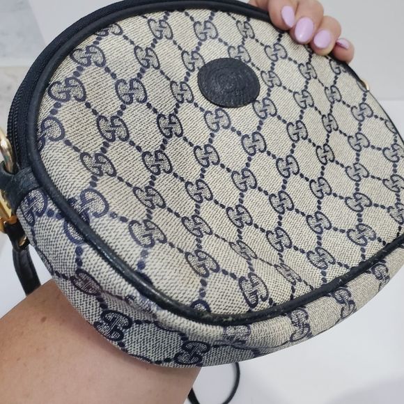 Gucci Authentic Vintage GG monogram PVC leather crossbody pouch bag - Picture 13 of 16